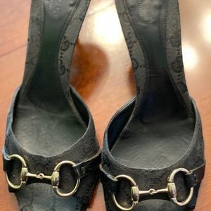 Gucci signature horsebit heels